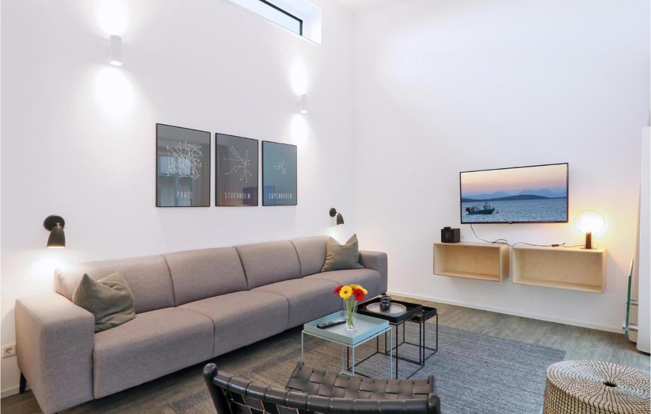 2 Bedroom Gorgeous Home In Lembruch-Duemmer See Экстерьер фото